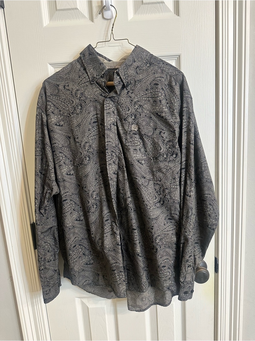 Men's Cinch Paisley Button-Up Shirt in Charcoal Gray
